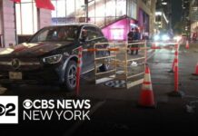 Midtown Horror: Woman Vanishes Into Open Manhole Woman falls into manhole and dies after stepping out of car in NYC