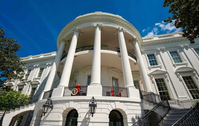 shutterstock_2672555591 The White House south portico with columns and balcony